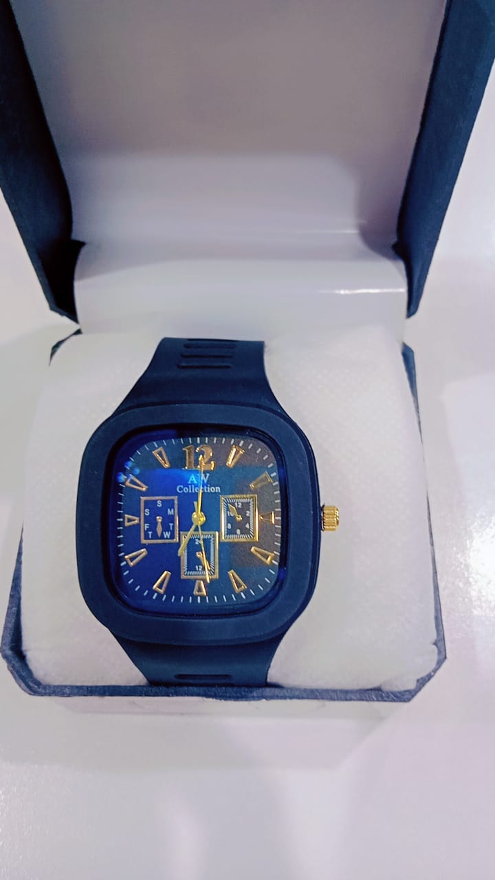 WATCH BLACK AND WHITE WATCH  WITH PREMIUM BOX GIFT PACKING