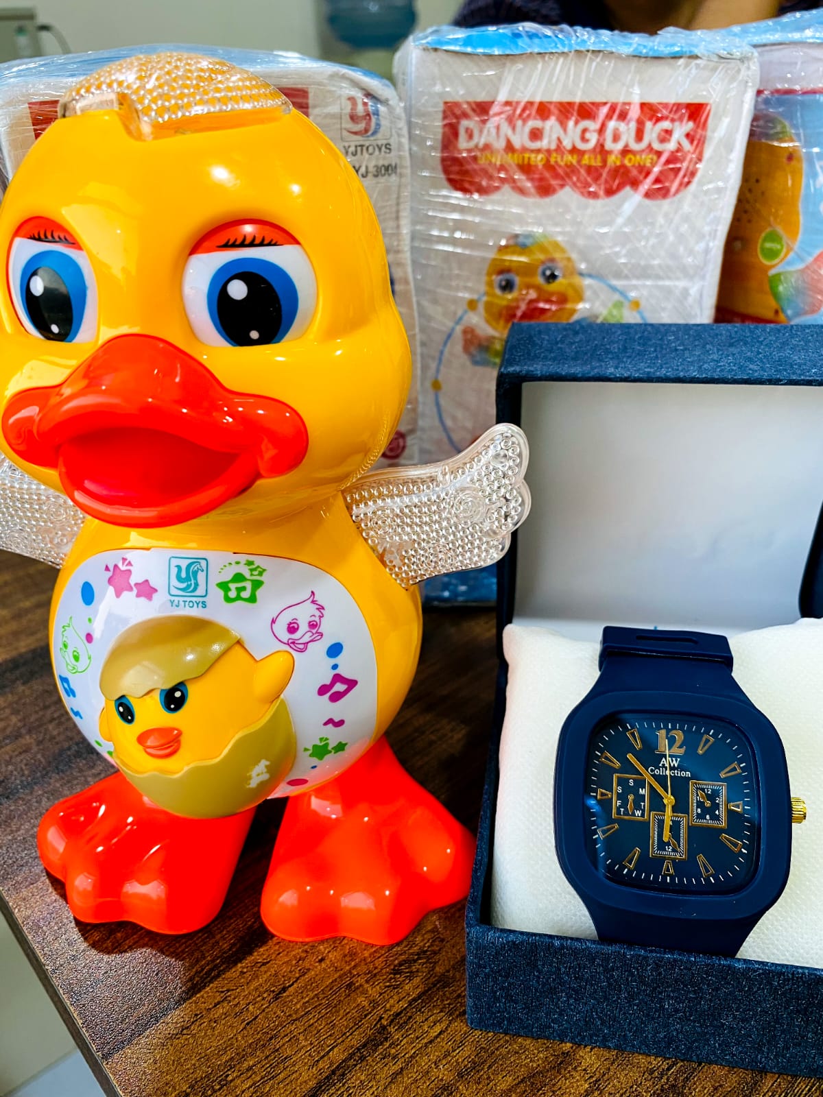 Dancing Duck with Music Flashing Lights 1 watch free gift | deal 1 duck and 1 watch free
