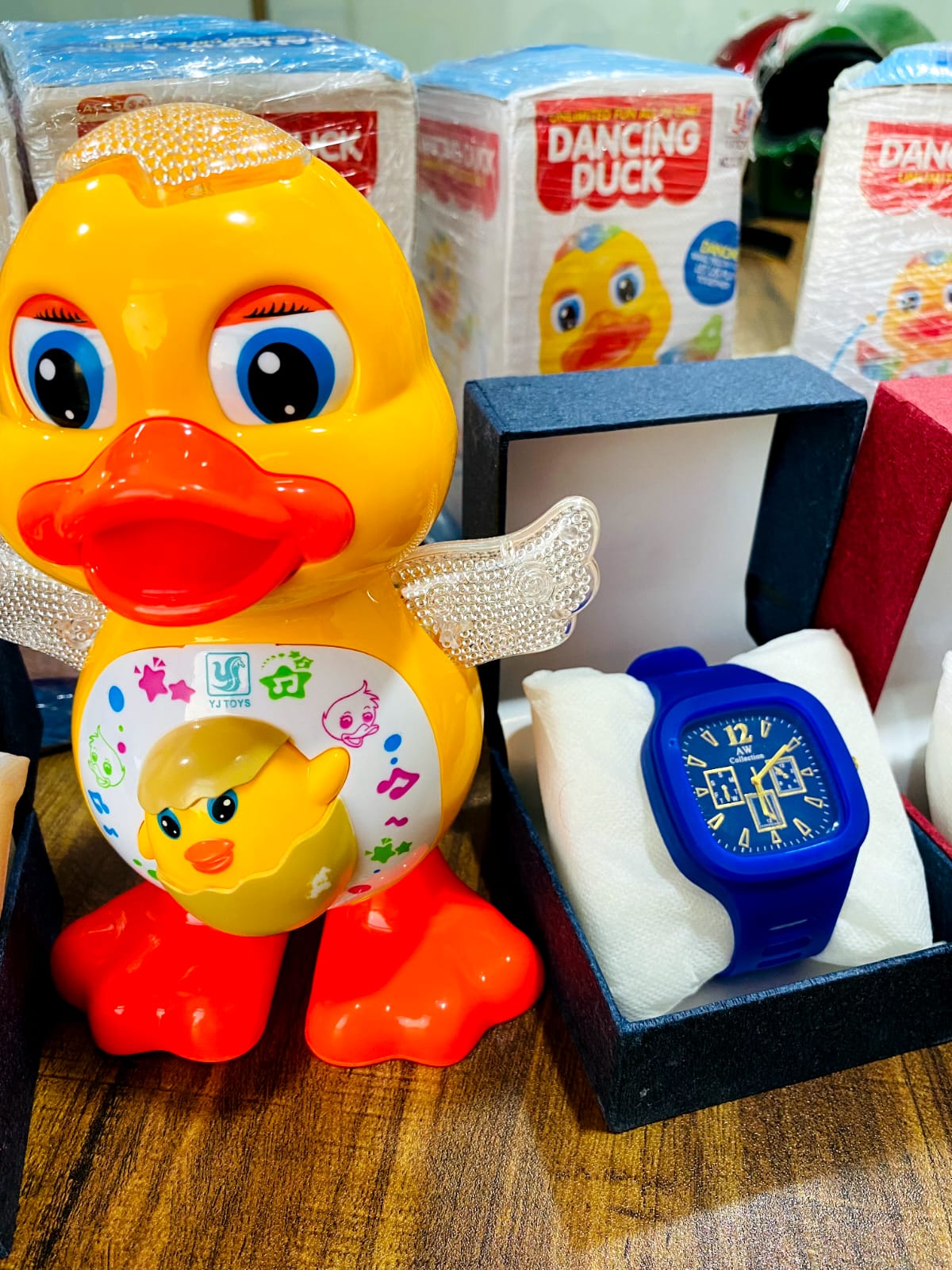 Dancing Duck with Music Flashing Lights 1 watch free gift | deal 1 duck and 1 watch free