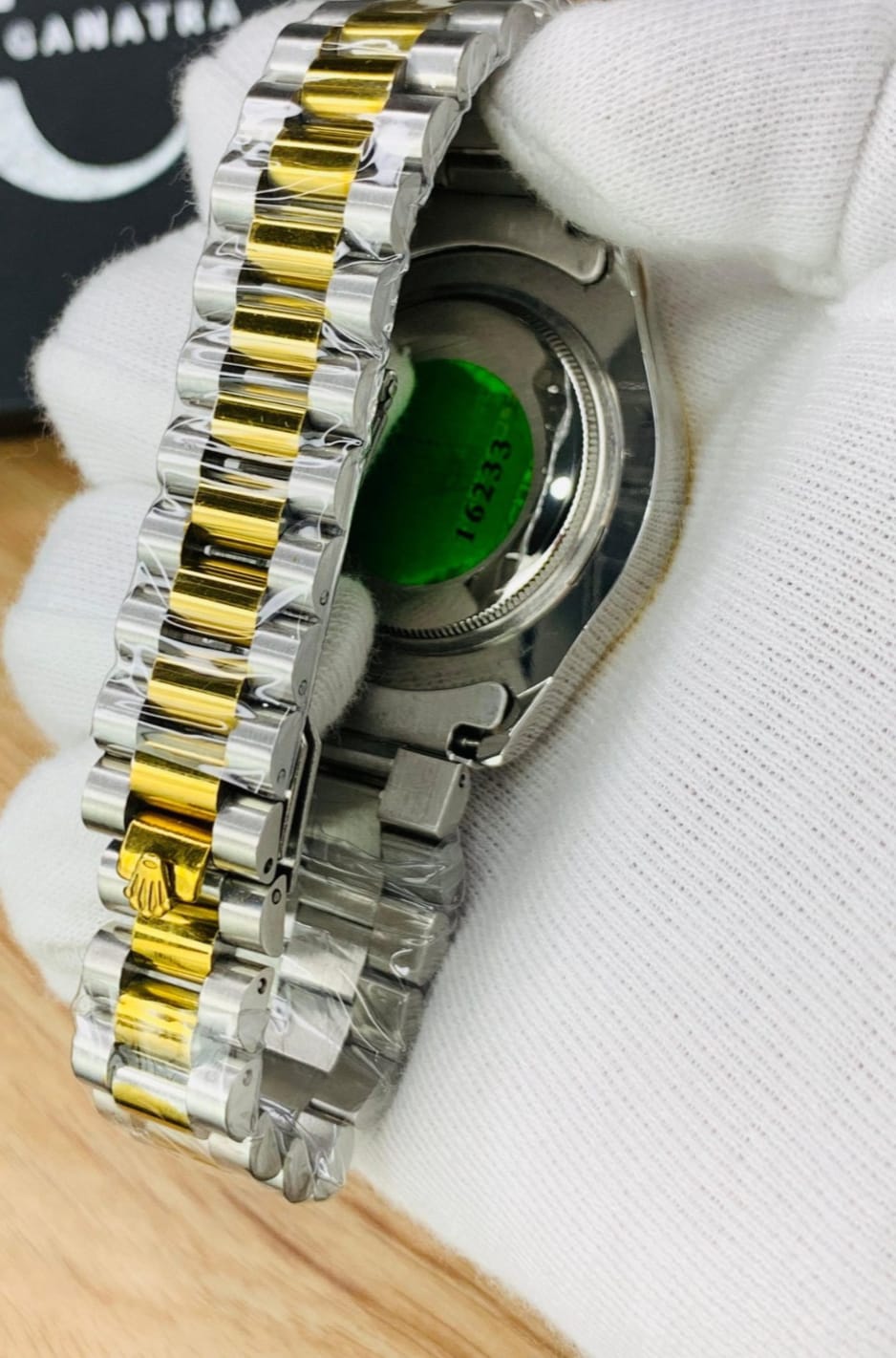 Regular Stone (Two Tone White ,Black ,Golden )